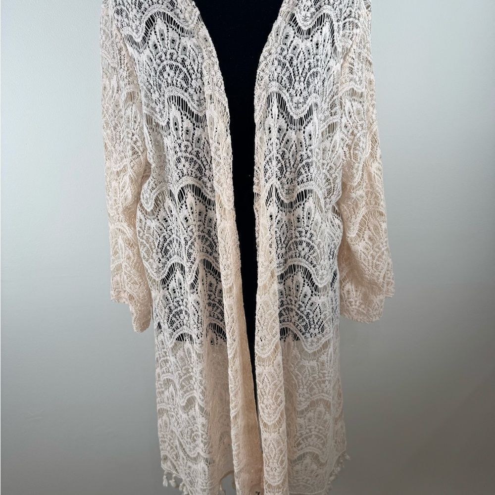 Chic Lace Women's Coat in Cream 3x